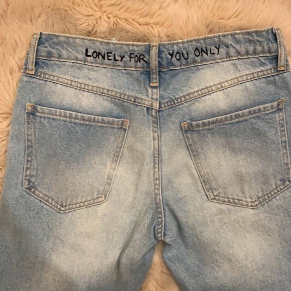 HAND EMBROIDERED forever 21 jeans - Picture 7 of 7